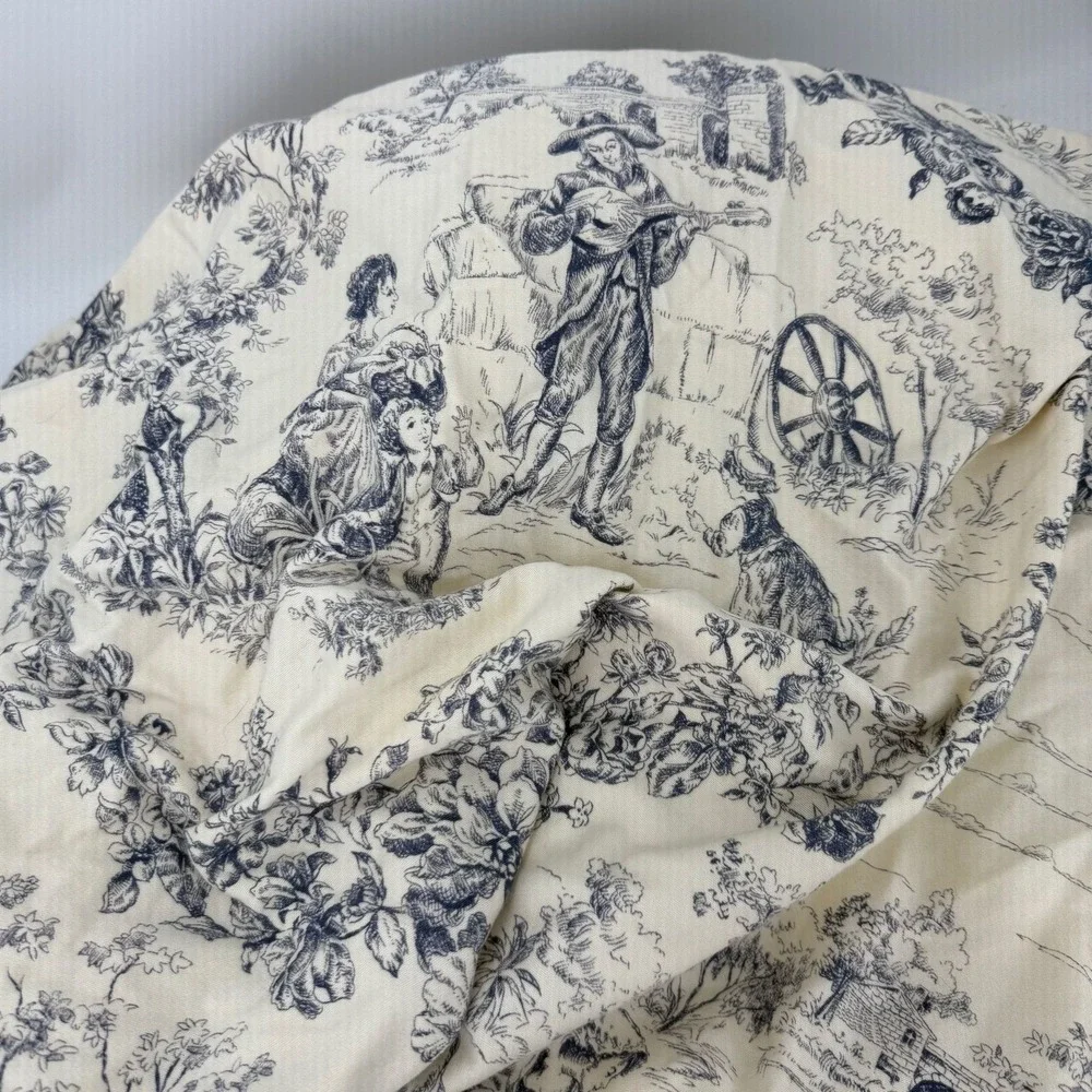 Toile de Jouy fabric/curtain panel appro 38